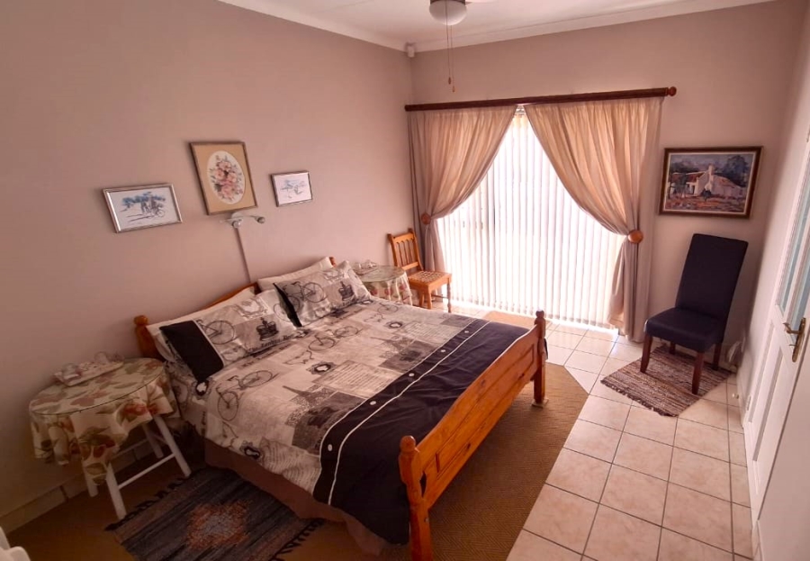 3 Bedroom Property for Sale in Chanteclair Western Cape